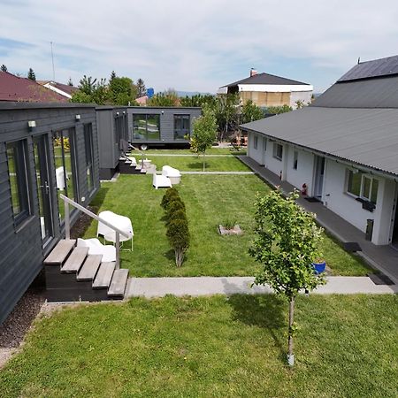 Villa Pixel - Tiny Campus Tîrgu Secuiesc Exterior foto