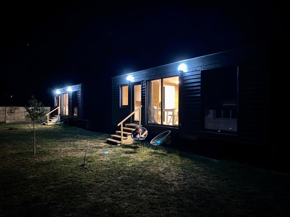 Villa Pixel - Tiny Campus Tîrgu Secuiesc Exterior foto