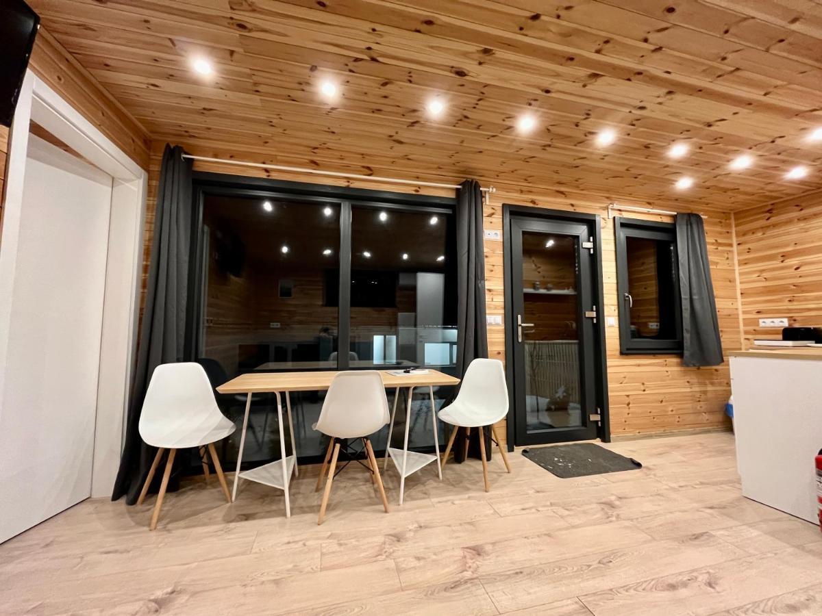 Villa Pixel - Tiny Campus Tîrgu Secuiesc Exterior foto