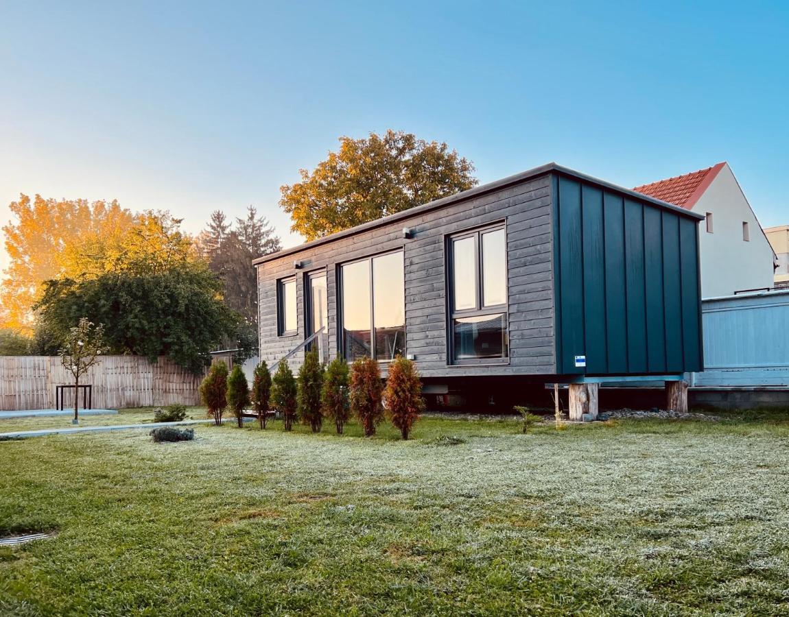 Villa Pixel - Tiny Campus Tîrgu Secuiesc Exterior foto